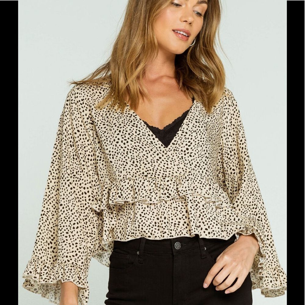 NIKKI & ERIN Spotted Ruffle Womens Babydoll Top
